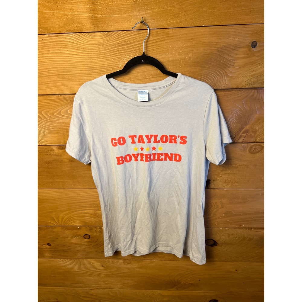 Go Taylor's Boyfriend T-Shirt Trendy Graphic Large Football Kansas‎ City Chiefs